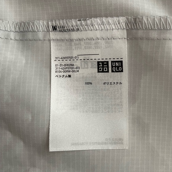 UNIQLO Men’s UV Protection Pocketable Parka US Size L Large New Without Tag - Picture 6 of 8